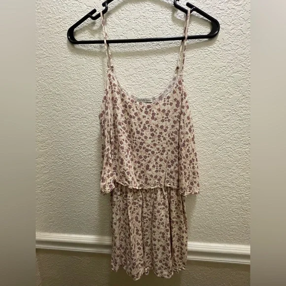 Romper - Picture 1 of 1